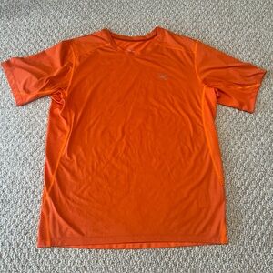 ARC'TERYX  T-Shirt Men Small Performance Short Sleeve Orange Athletic Gym